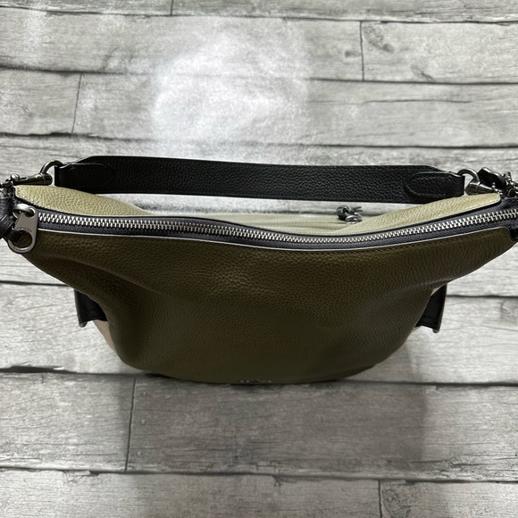 Coach Purse - Picture 11 of 12